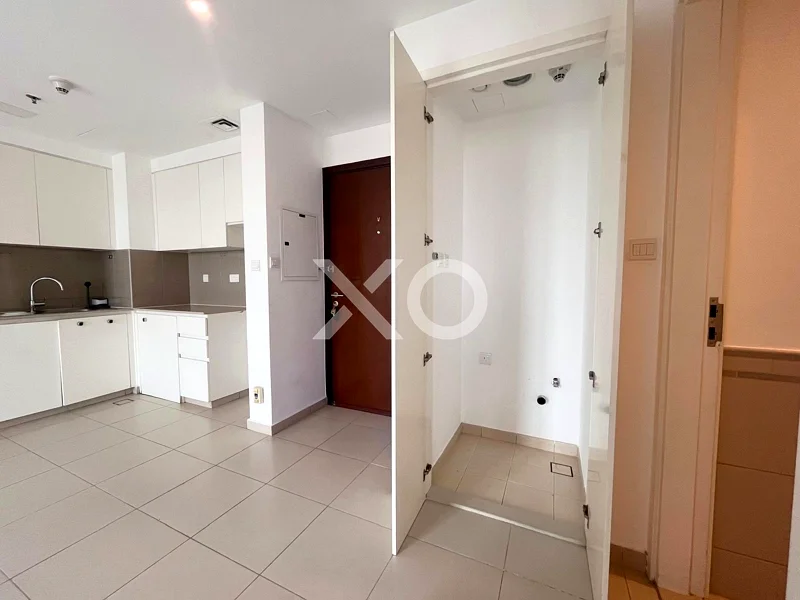 Unfurnished | Well Maintained | View Now63654981465859114