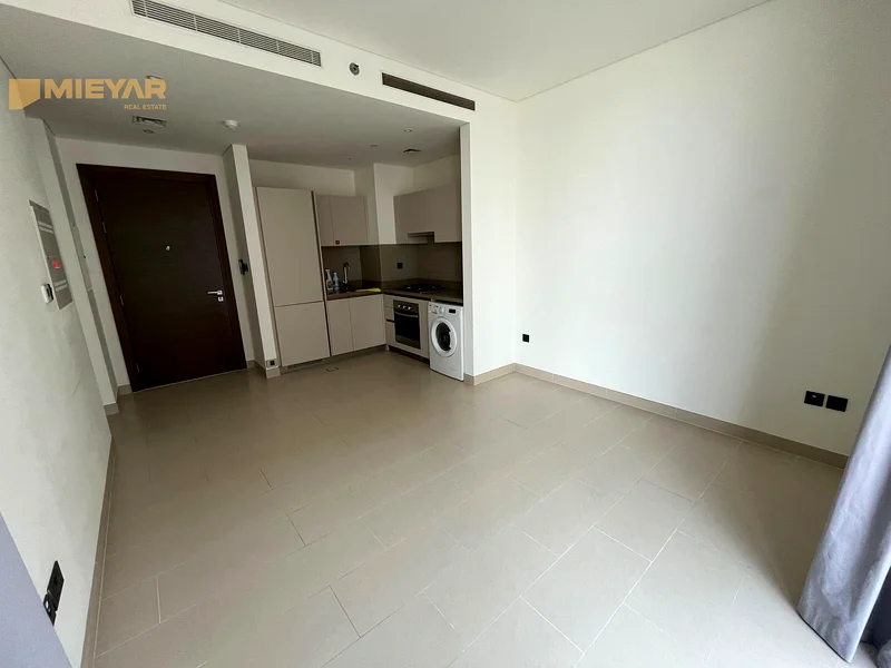 🏙️ Furnished Elegance | High-Floor Unit with Burj View | Ideal Investment in Sobha Creek Vistas A63758060228225111