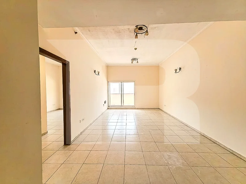 واسع | شرفة كبيرة | مطبخ مغلق63756586998529110