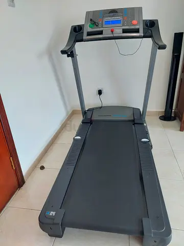 ProForm 500 X Treadmill for sale – Foldable, Great Condition