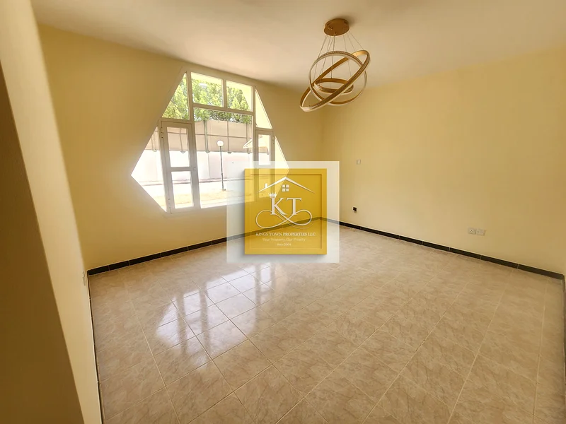 Stunning 4 BR + Maid!! Single Story!! large Back Yard Garden !!63727565537409113