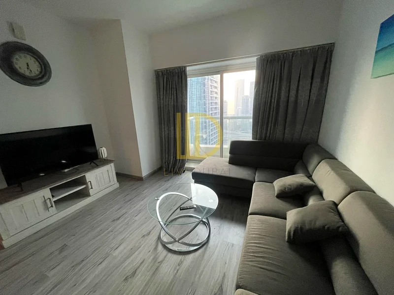 Specious 2 BHK | Furnished | High Floor | Sea View63749830156547111