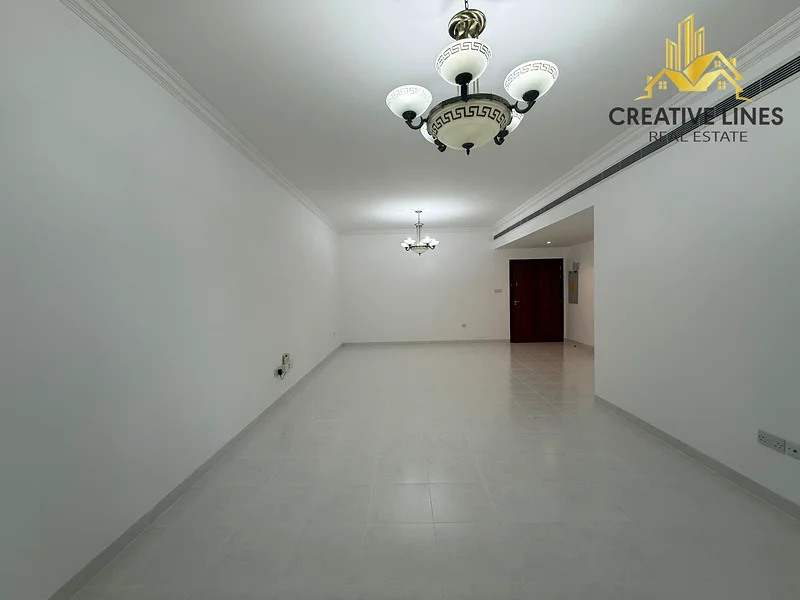 Chiller free || Sheik Zayed road view || only for family || with balcony63744985376641114