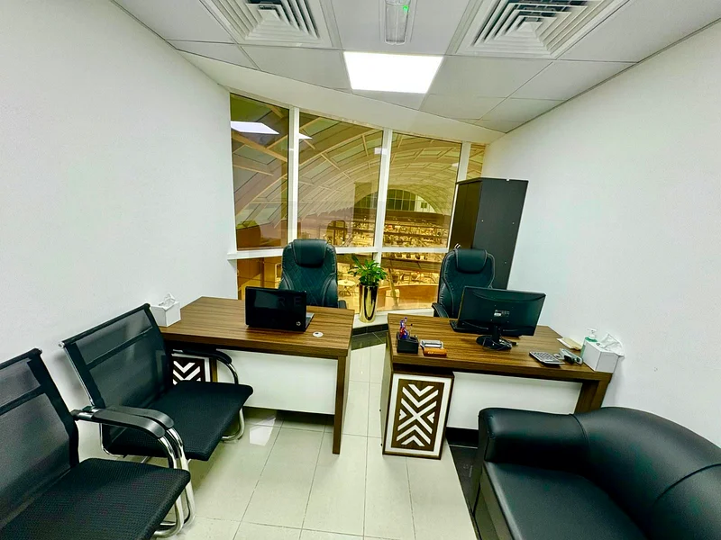 مساحات مكتبية بأسعار معقولة مع خدمات مميزة | بالقرب من المترو63618207677953112