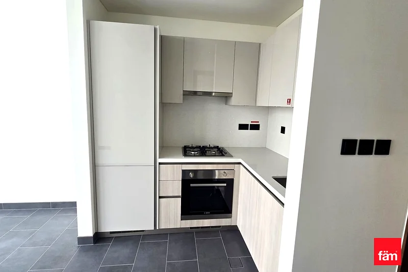 Brand New | Spacious | Bright | Modern Luxury64017854386307112