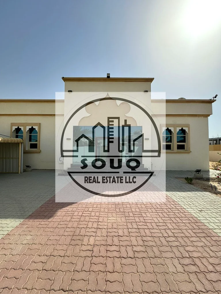 فيلا مكونة من 4 غرف نوم للإيجار في منطقة الظيت الجنوبية63814659714689110