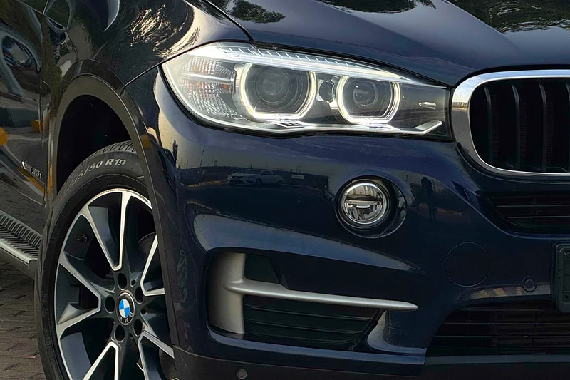 BMW X5 xDrive35i 2016 GCC Specs (AGMC Service History / 2 Keys / Single Owner / Accident Free)63484910711682114