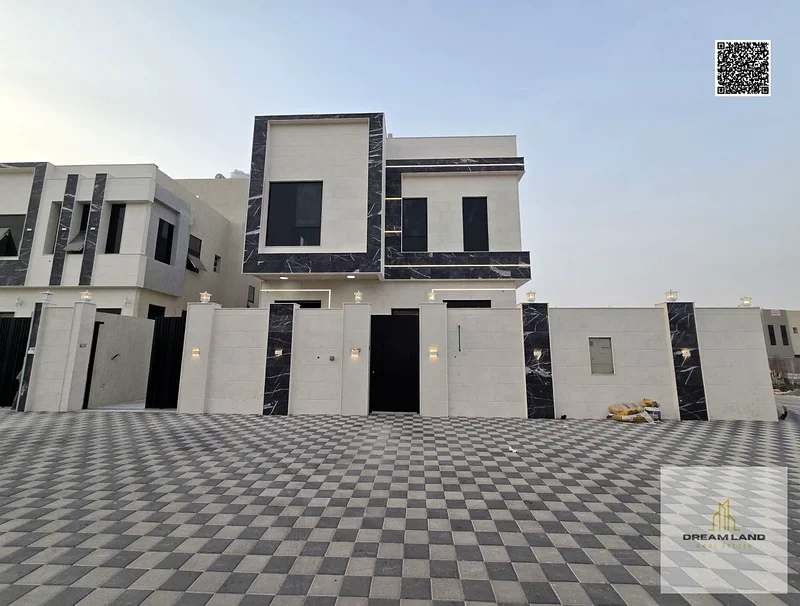 For sale, a villa at an excellent and negotiable price, with a large courtyard, freehold for all nationalities for life, with the possibility of easy63896859805059111