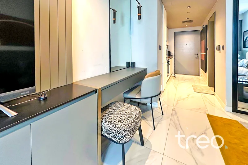 Fully Furnished | Vacant | Prime Location63798416070145111