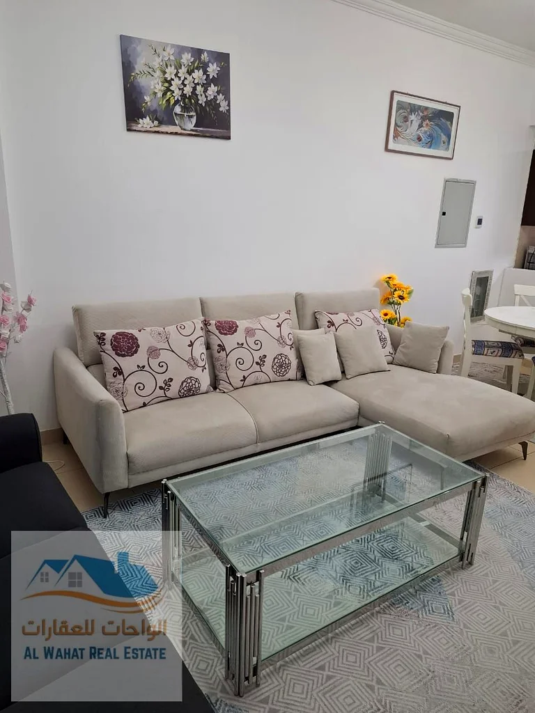🏠 شقة مفروشة للإيجار الشهري - غرفة نوم واحدة وصالة 📍 عجمان - أبراج الياسمين (خلف سيتي سنتر عجمان) ✨ مواصفات الشقة: واسعة63714729716353114