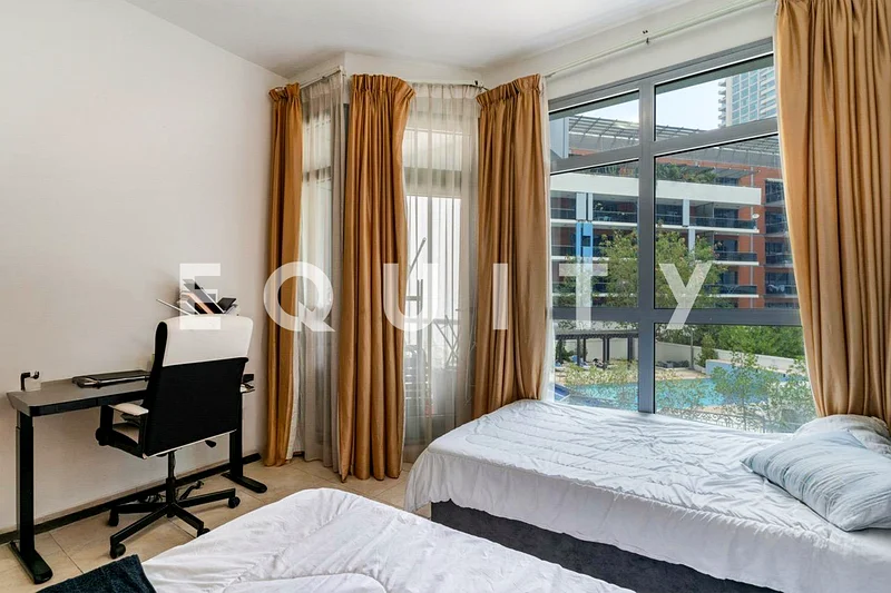 Vacant | Low Floor | Near Metro | Pool View64036191802754114
