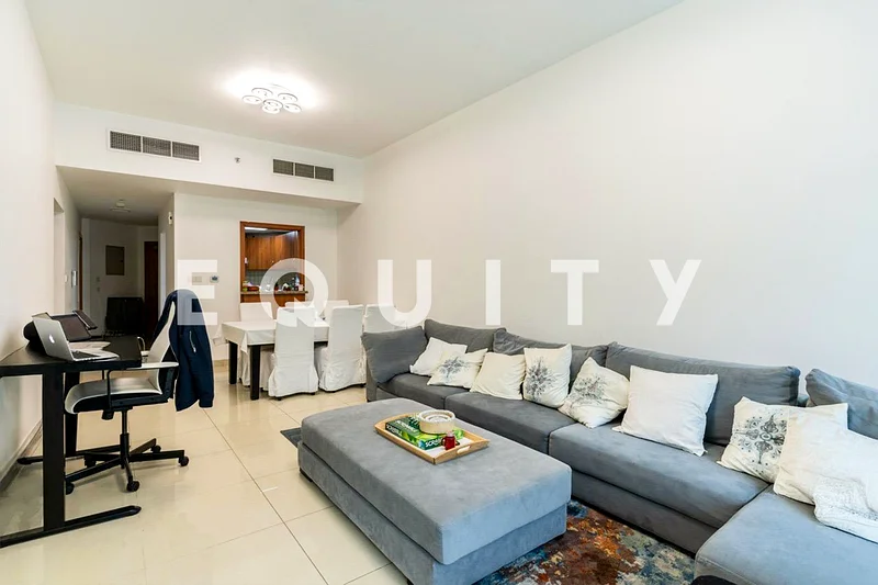 Vacant | Low Floor | Near Metro | Pool View64036191802754111