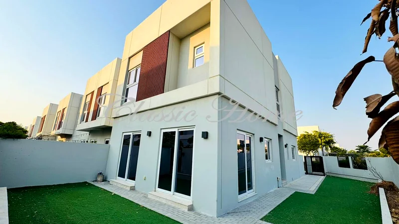 Stunning 4BR | Corner Plot | Villanova Amaranta 363735762470786111