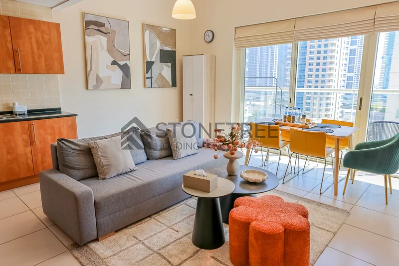 Cozy 1 BR | Near Metro and Marina Mall63776732433922110