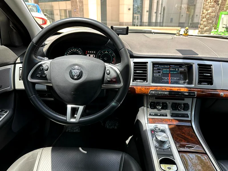 جاكوار XF للبيع63491177171073113