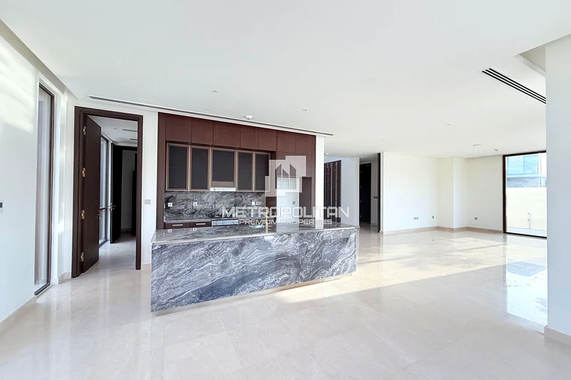 Prime Location | Multiple Options | Vacant63753557886851114