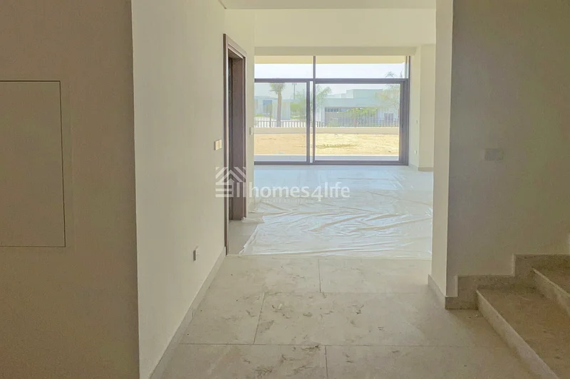 Single Row | Close to Pool | Spacious63762512616961112