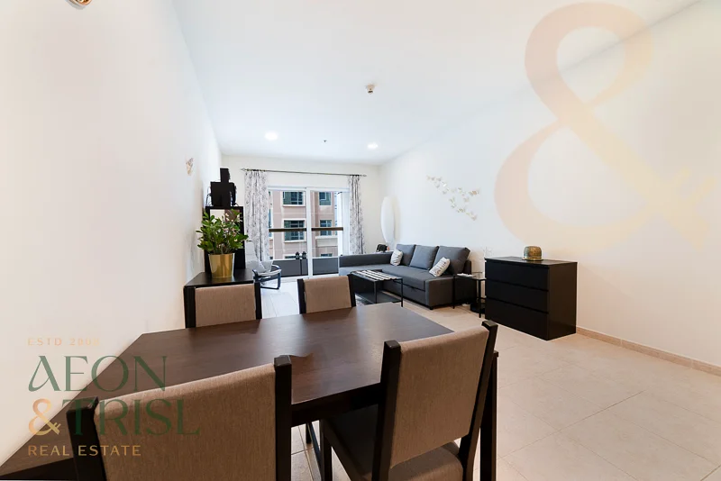 Spacious 1 Bedroom | Modern | Prime Location63776933807618112