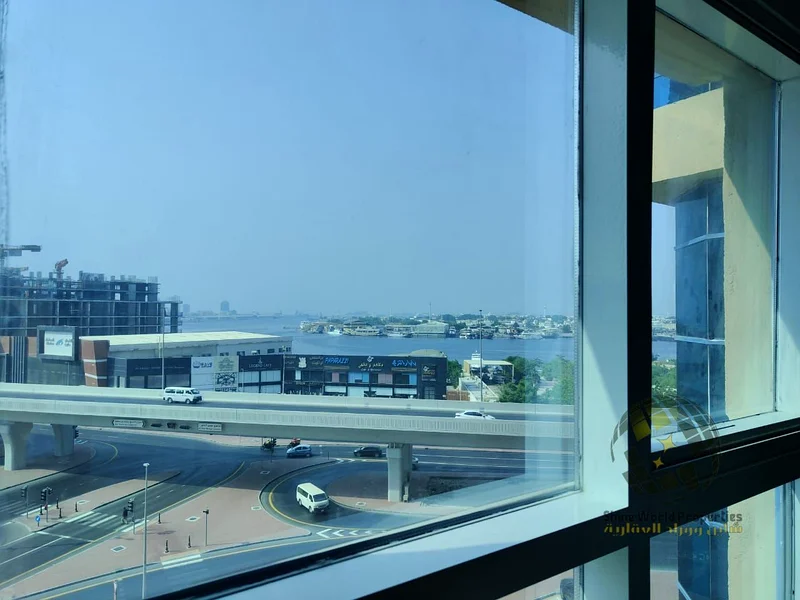 Enjoy a contemporary lifestyle and a great return on investment in a prime location in the heart of the city.63877582345859114