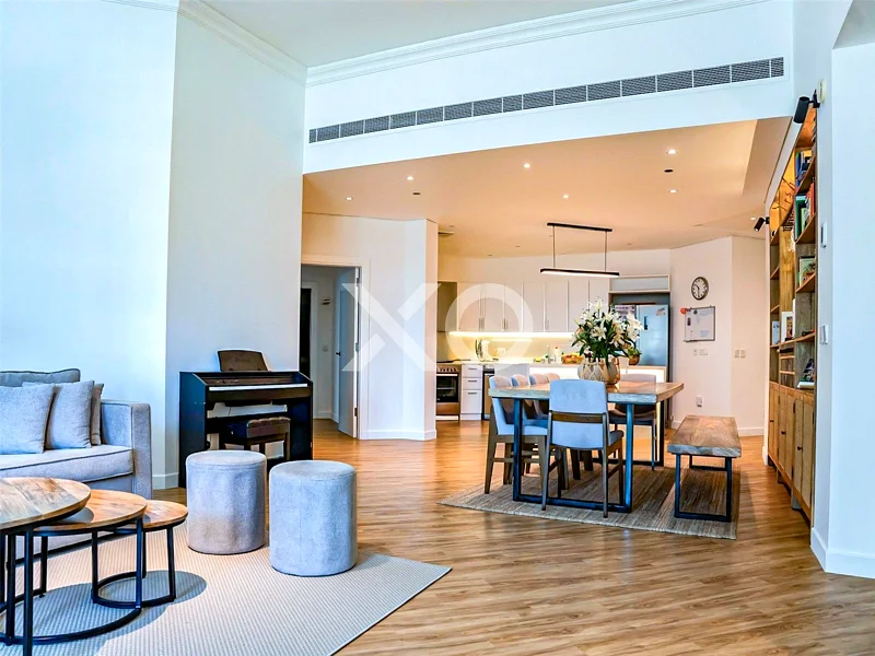 Low Floor | Fully Renovated | VOT64010235088514111