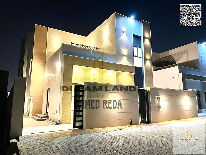 Directly from the owner, at a price including registration and ownership fees. Freehold for all nationalities.63896629434497111