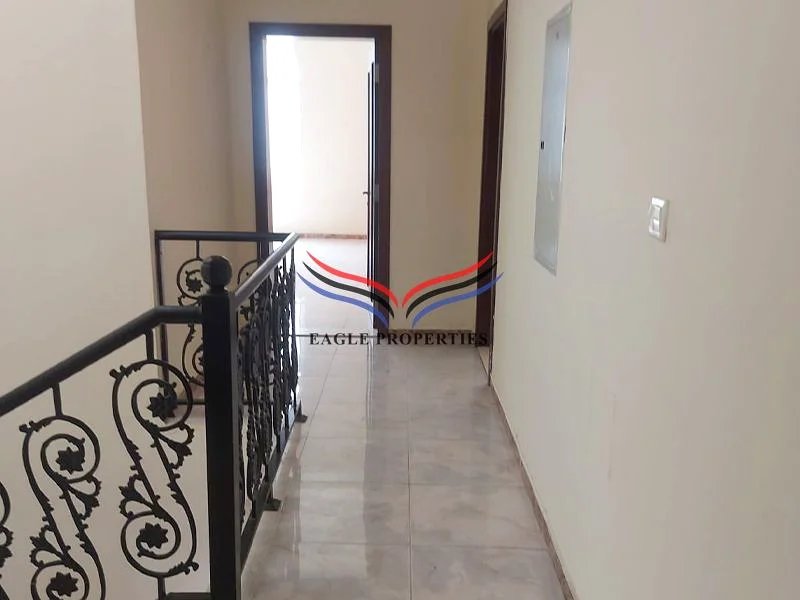 متوفر الآن I فيلا من 4 غرف نوم + غرفة خادمة I موقع متميز63743507938178114