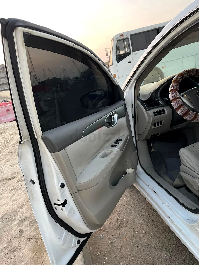 نيسان سنترا 201663488014606466114