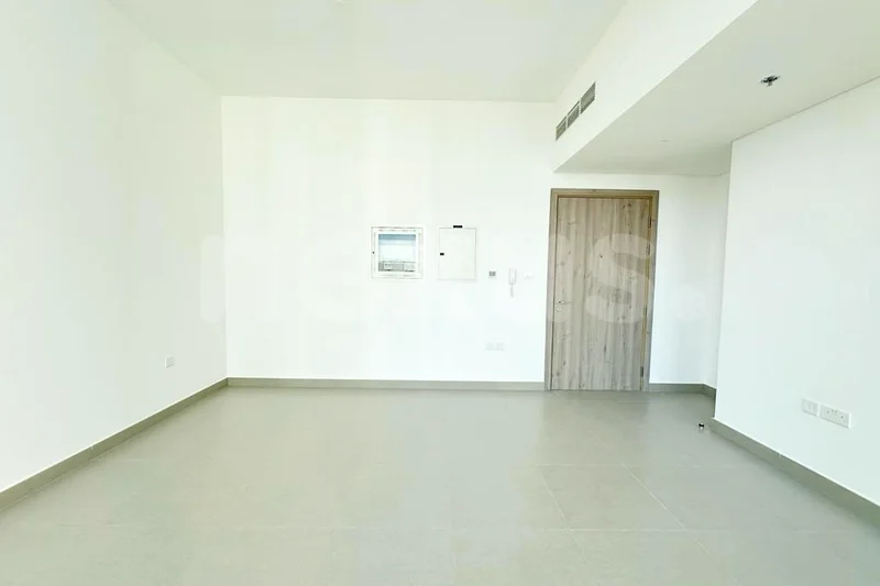 High Floor | Studio | Pool View63753851121794113