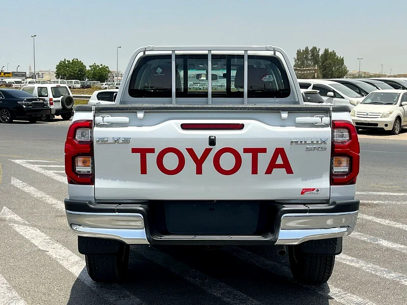 Toyota Hilux 2.7L M/T 4x4 2025 Full Option63488046806402113