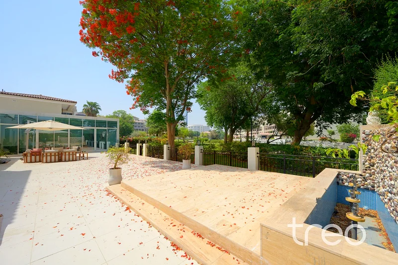 Fully Renovated | Extended | Lake View63982447933955113
