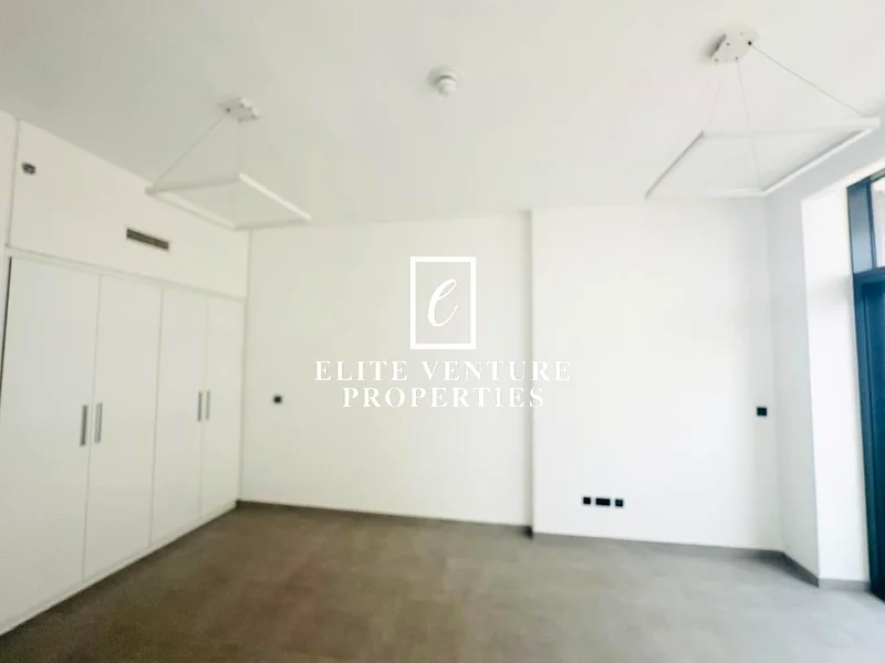 VACANT | STUDIO | PRIME LOCATION63734819348739111