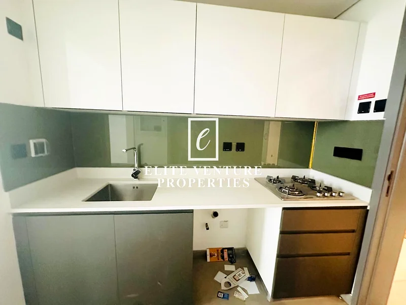 VACANT | STUDIO | PRIME LOCATION63734819348739113