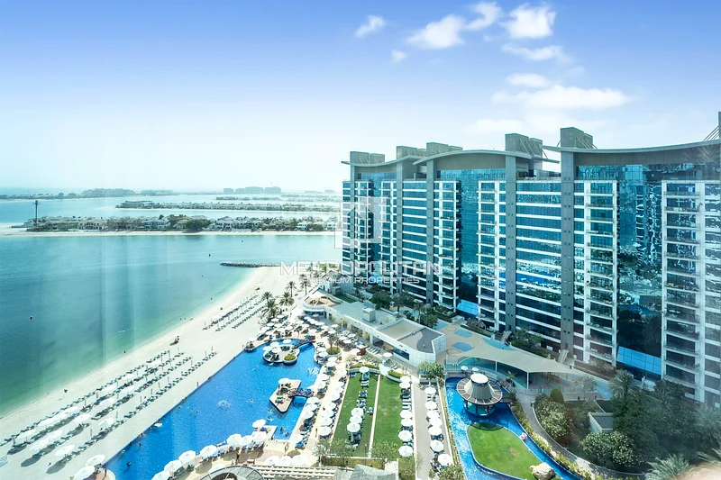 Prime Seafront| Oversized Space | Great Value Deal64007317027842112