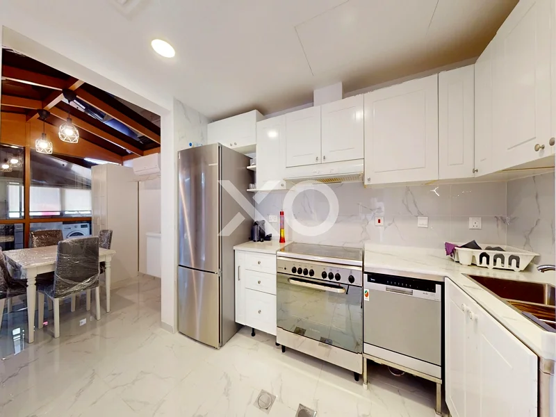 4E | Upgraded and Extended | Rented.63922402818562112