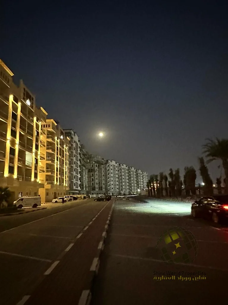A unique opportunity to own a spacious residential apartment in a tower known for its vital location.63885248018818112