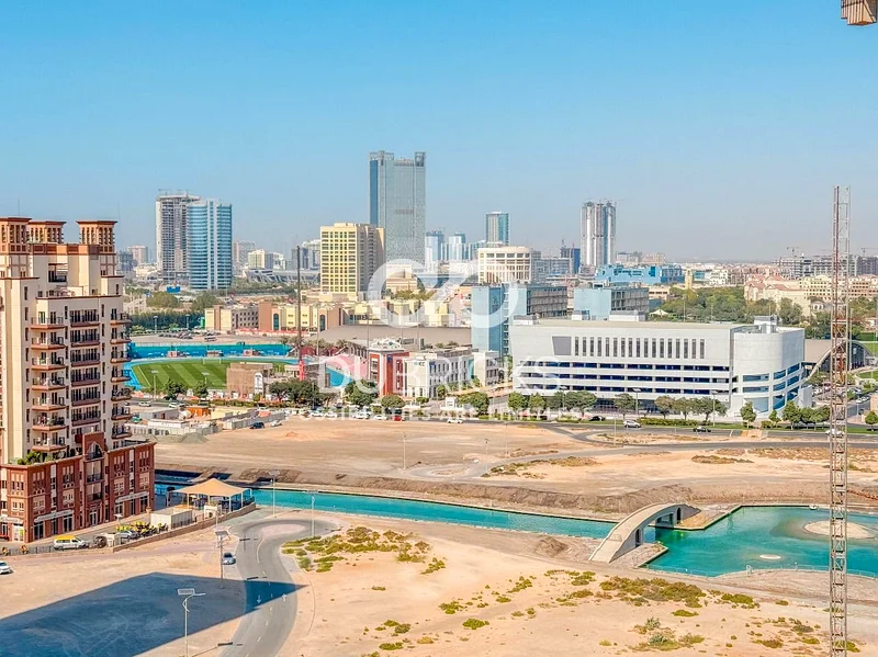 Elegant 3BR Penthouse + Maid’s Room | Full Golf Course & Canal Views | Fully Upgraded & Furnished64399926621699113