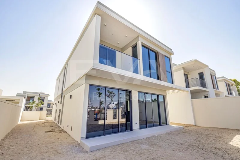 Corner Unit | Community View | Vacant63734258145410111