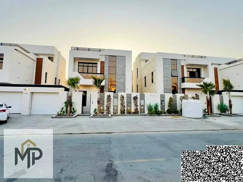 A great opportunity to own a luxury villa located in the heart of the distinguished Bahia area at an attractive price, including electricity, water an63880932666753112