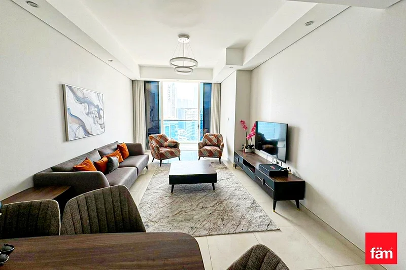2 bedrooms | Amazing view of the canal and Burj63790447321601111