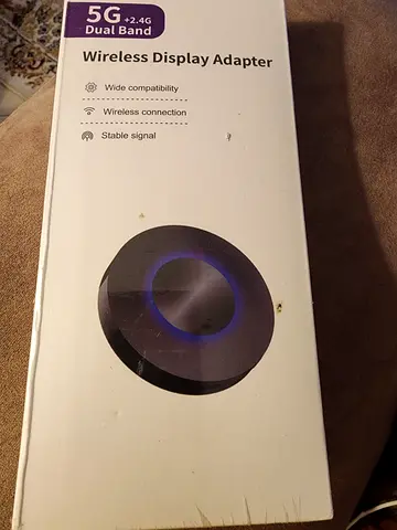 Wireless Display Adapter 5G+2.4G Dual Band Wide Compatibility. New In Box.