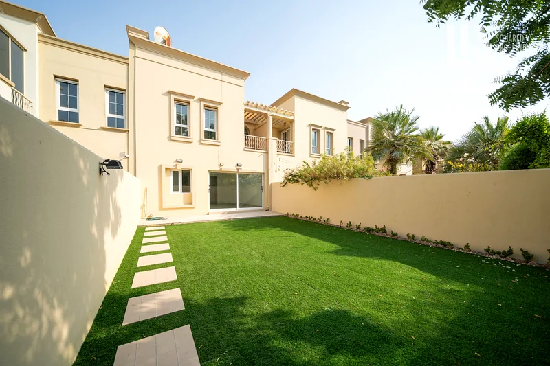 Fully Upgraded | Opposite Pool and Park | Vacant63922744416003110