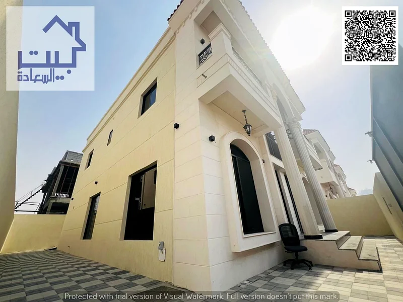The elegant villa of your dreams at an attractive price, close to services and on Sheikh Mohammed bin Zayed Road. Freehold for all nationalities, with63897973166338113