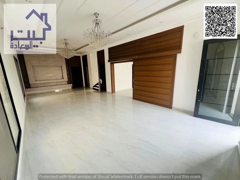 The elegant villa of your dreams at an attractive price, close to services and on Sheikh Mohammed bin Zayed Road. Freehold for all nationalities, with63897973166338114