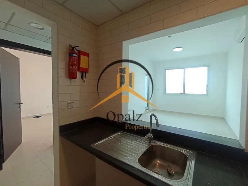 عقار ساخن || سعر جيد || مناسب للعائلة || 1BHK || موقع مميز || اتصل بهامدي63738198723713112