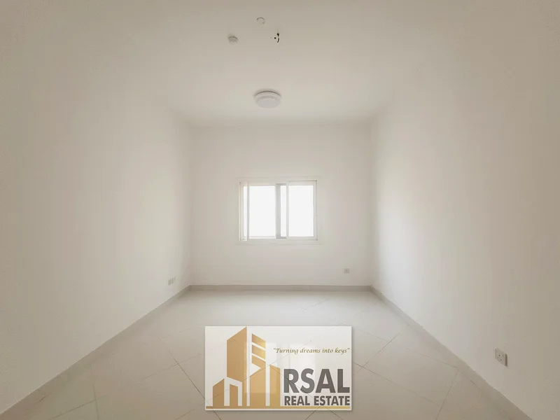 Like a brand new 1 Bedroom Hall// for family// Ready to move// on road building// Easy Exit to Dubai// prime location63703083501698113