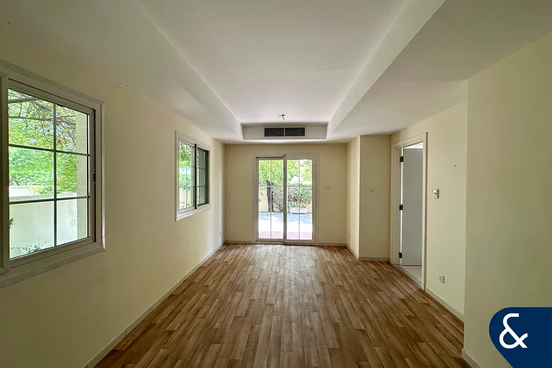 الربيع | فيلا في زاوية | وحدة نهائية 4E63729217220610114