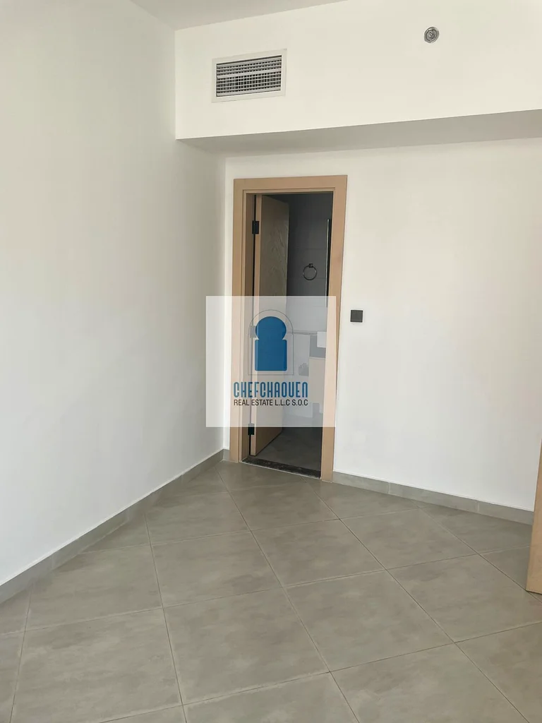 HIGH FLOOR | CREEK VIEW | FLEXIBLE CHEQUES63739920994306113
