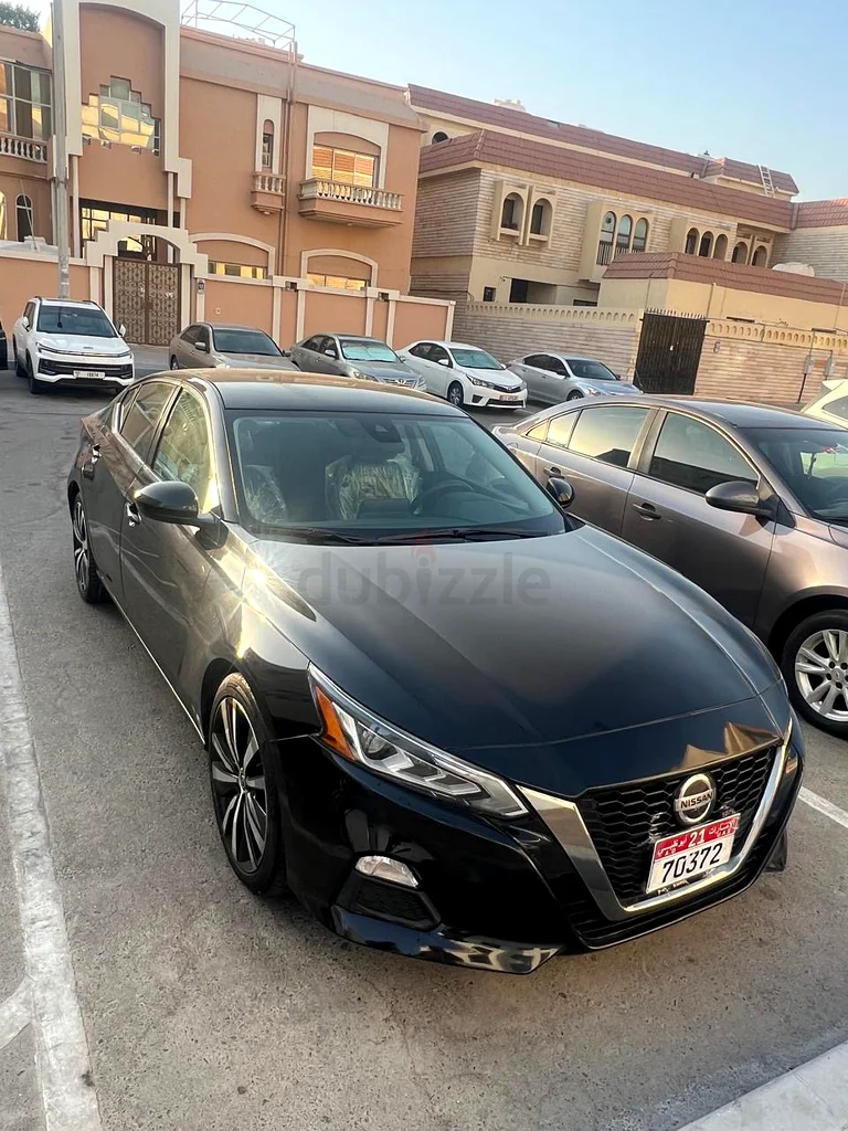 Nissan altima sr 2021 American63484252913154111