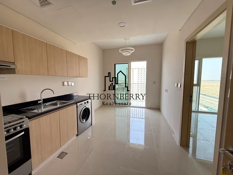 1 Bedroom | Brand New | Pool & Park View64002641872513111