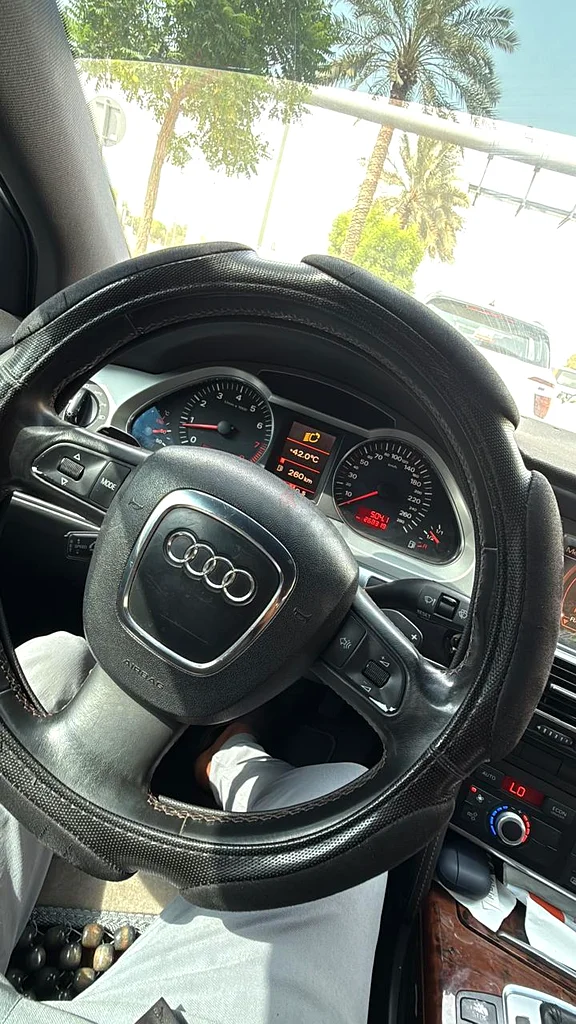 Audi A6 200863481776104577113